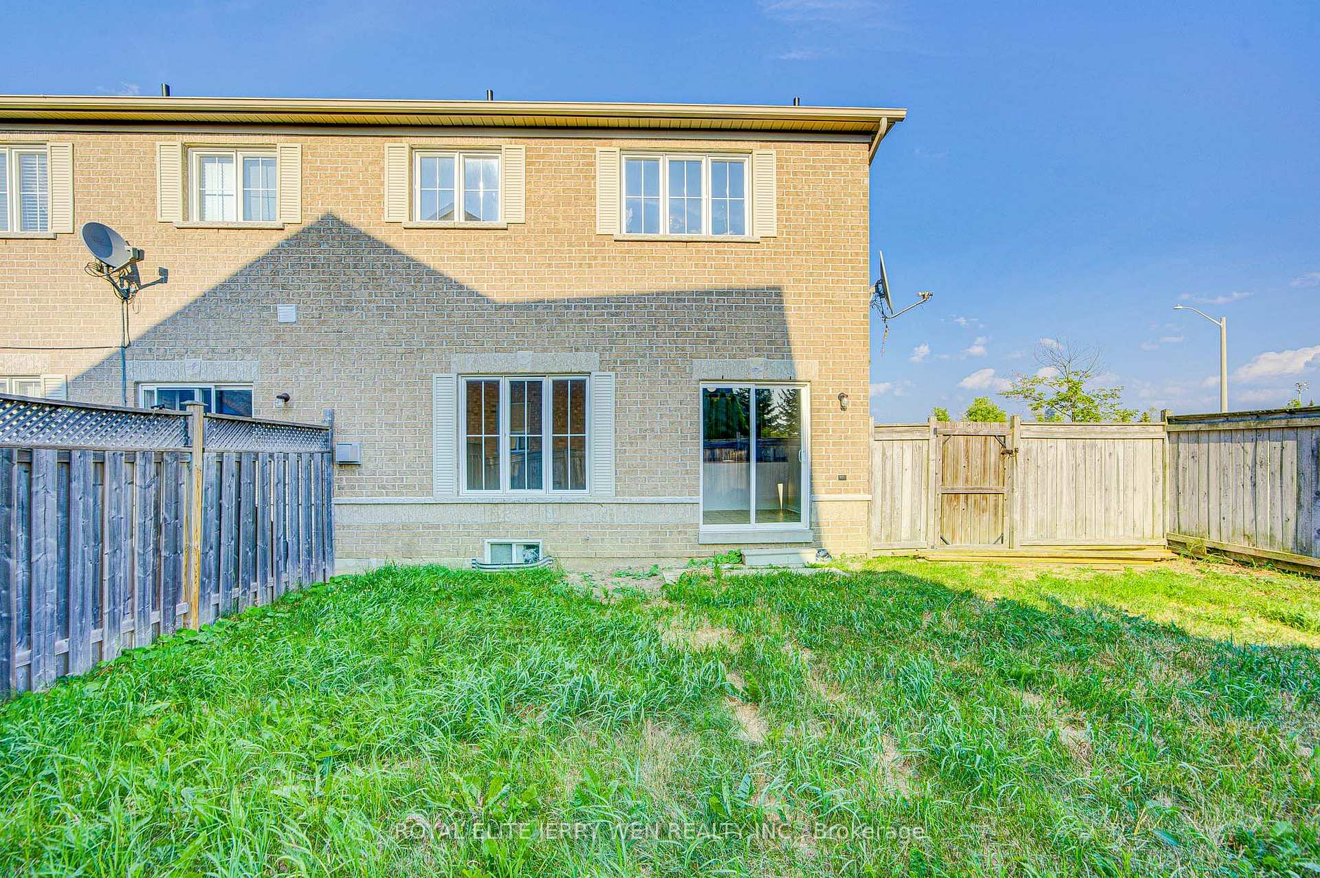Photo 22 of 159 Lebovic Drive, Richmond Hill, Oak Ridges Lake Wilcox — HOMEH