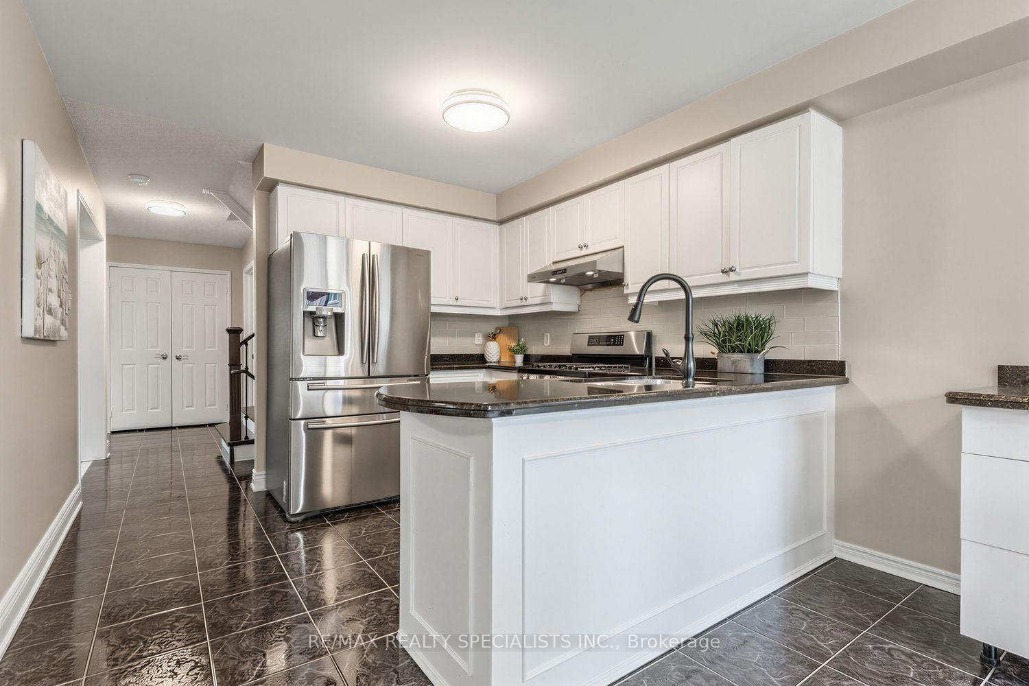 Photo 9 of 42 Stanley Lane, Markham, Middlefield — HOMEH