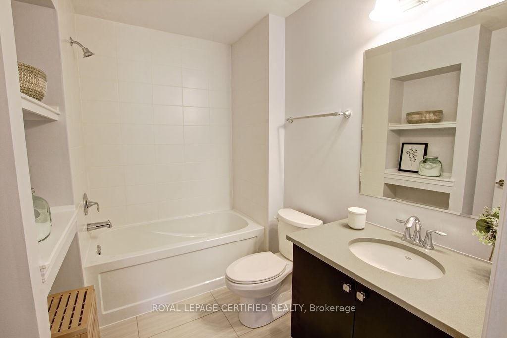 Photo 5 of 213 Betsy Drive N, Oakville, Glenorchy — HOMEH
