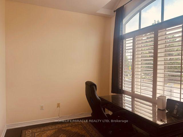 Photo 6 of Unit Upper Level, 3 Lindyfalls Drive, Brampton, Bram East — HOMEH