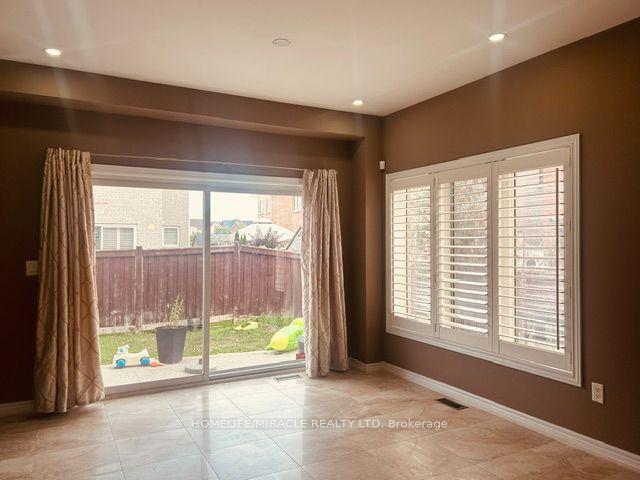 Photo 22 of Unit Upper Level, 3 Lindyfalls Drive, Brampton, Bram East — HOMEH