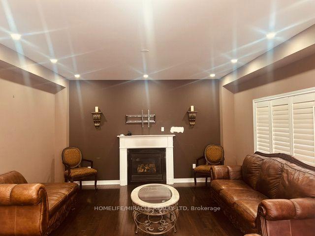 Photo 23 of Unit Upper Level, 3 Lindyfalls Drive, Brampton, Bram East — HOMEH
