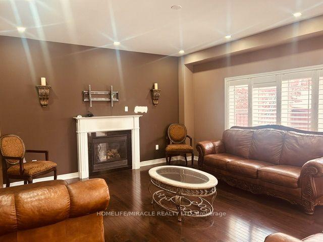 Photo 24 of Unit Upper Level, 3 Lindyfalls Drive, Brampton, Bram East — HOMEH