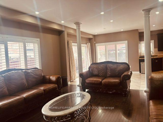 Photo 25 of Unit Upper Level, 3 Lindyfalls Drive, Brampton, Bram East — HOMEH