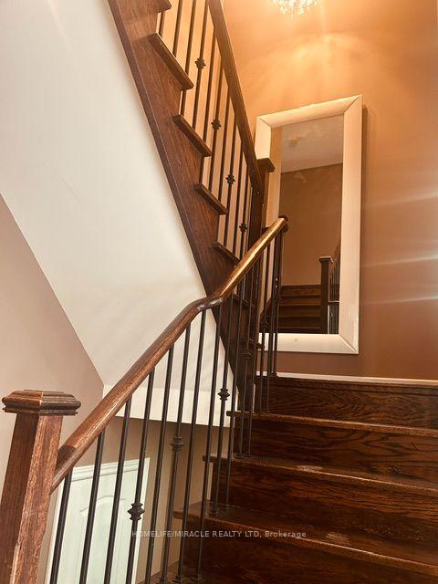 Photo 26 of Unit Upper Level, 3 Lindyfalls Drive, Brampton, Bram East — HOMEH