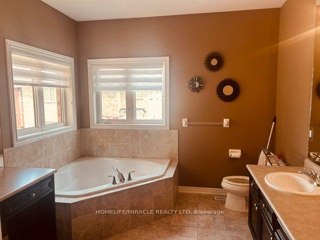 Photo 32 of Unit Upper Level, 3 Lindyfalls Drive, Brampton, Bram East — HOMEH