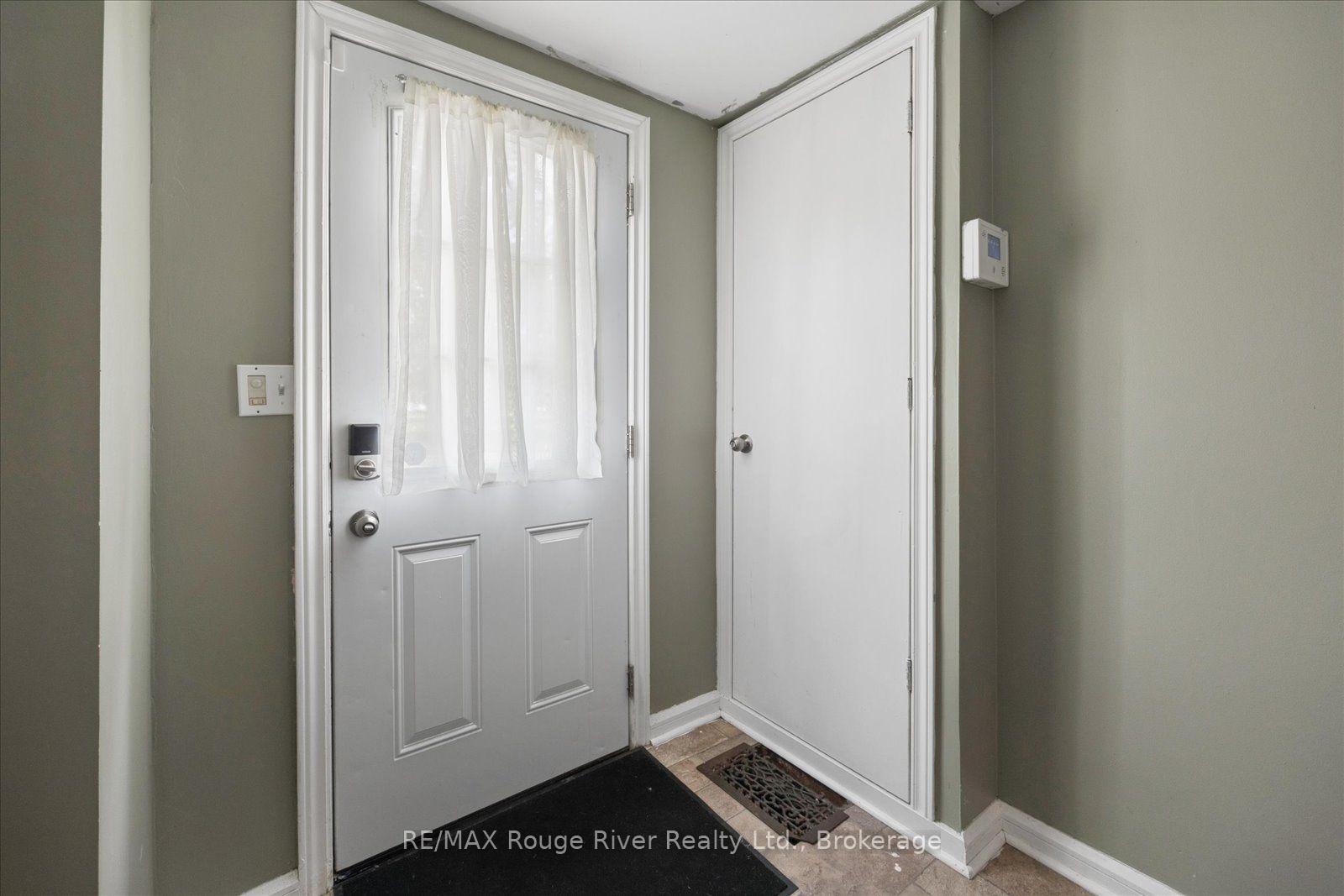 Photo 6 of 79 Parkhill Road W, Peterborough, Town Ward 3 — HOMEH