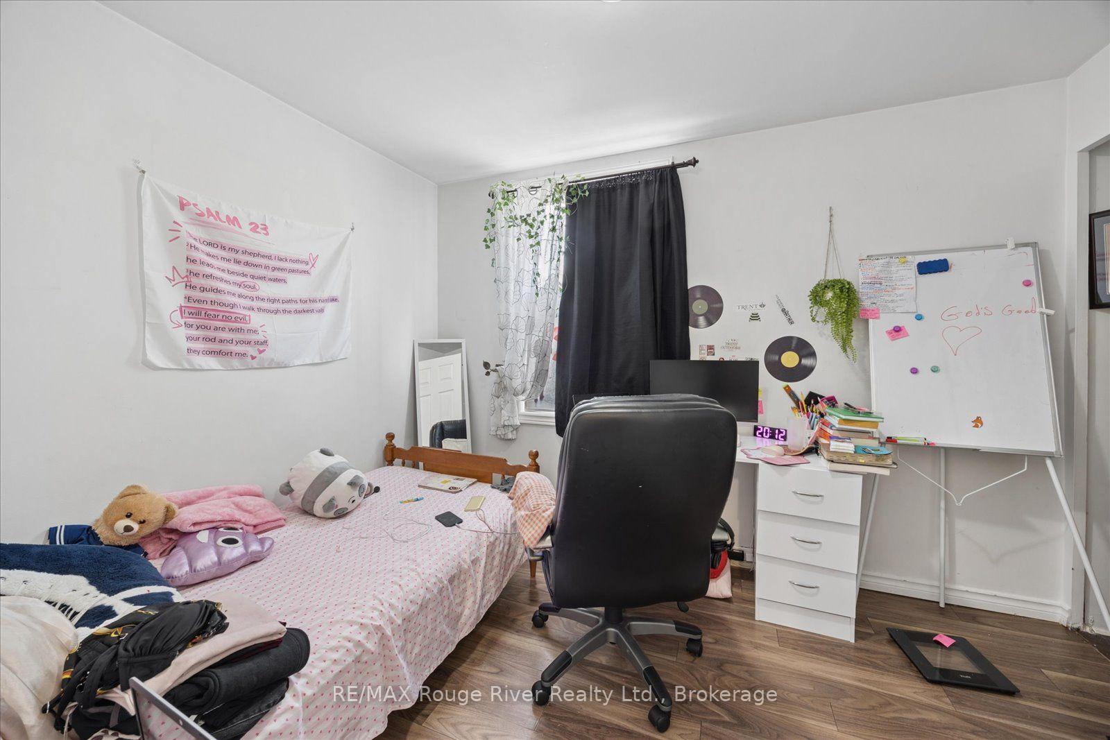 Photo 15 of 79 Parkhill Road W, Peterborough, Town Ward 3 — HOMEH
