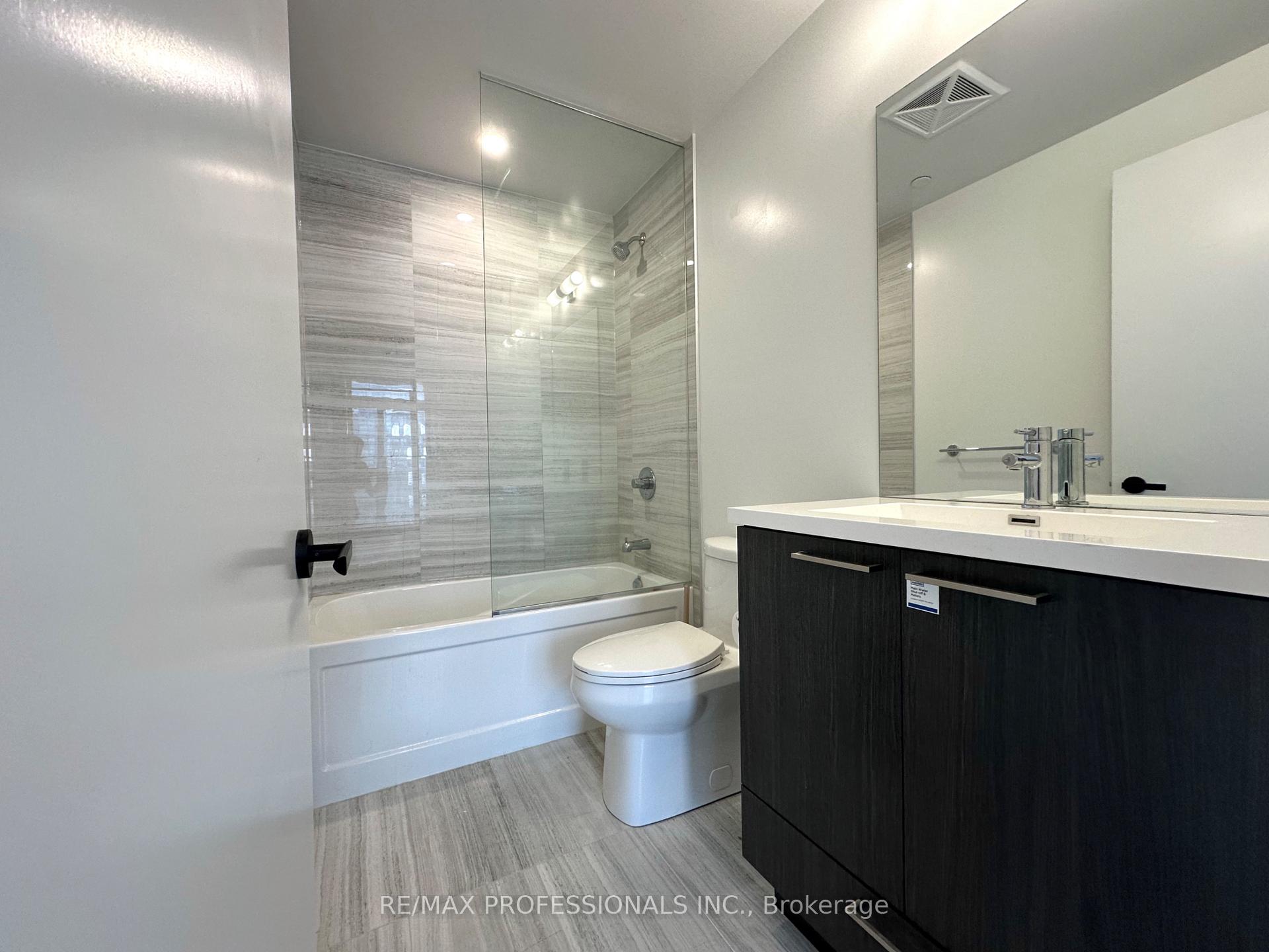 Photo 3 of Unit 4902, 225 Commerce Street, Vaughan, Vaughan Corporate Centre — HOMEH