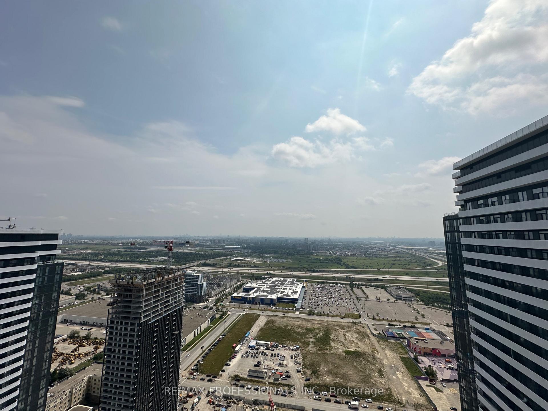 Photo 16 of Unit 4902, 225 Commerce Street, Vaughan, Vaughan Corporate Centre — HOMEH
