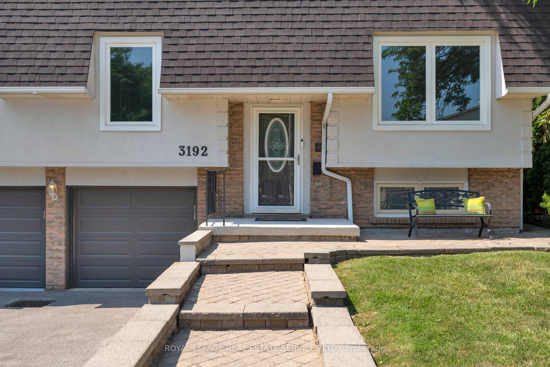 Photo 4 of 3192 Windwood Drive, Mississauga, Meadowvale — HOMEH