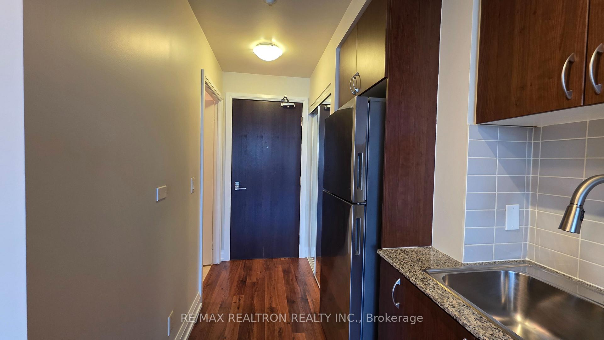 Photo 10 of Unit 1025, 370 Highway 7 E, Richmond Hill, Doncrest — HOMEH