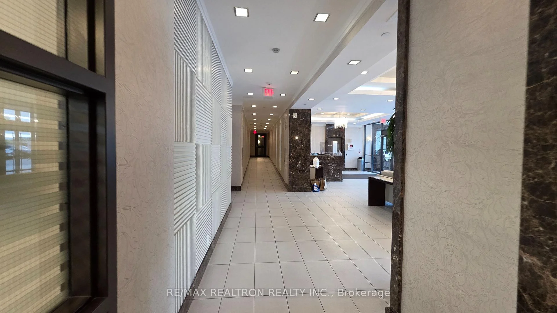 Photo 4 of Unit 1025, 370 Highway 7 E, Richmond Hill, Doncrest — HOMEH