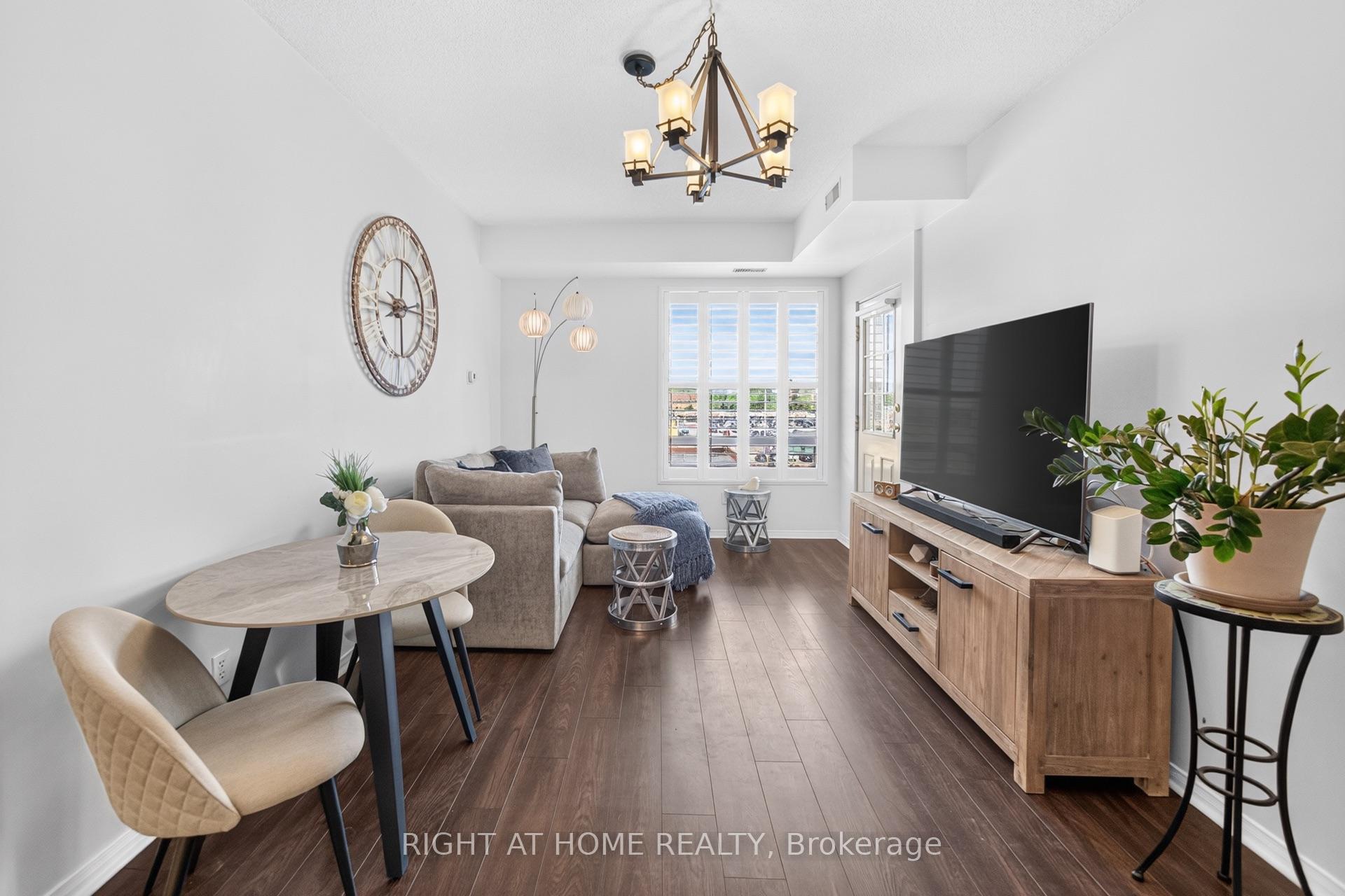 Photo 9 of Unit 607, 32 Tannery Street, Mississauga, Streetsville — HOMEH