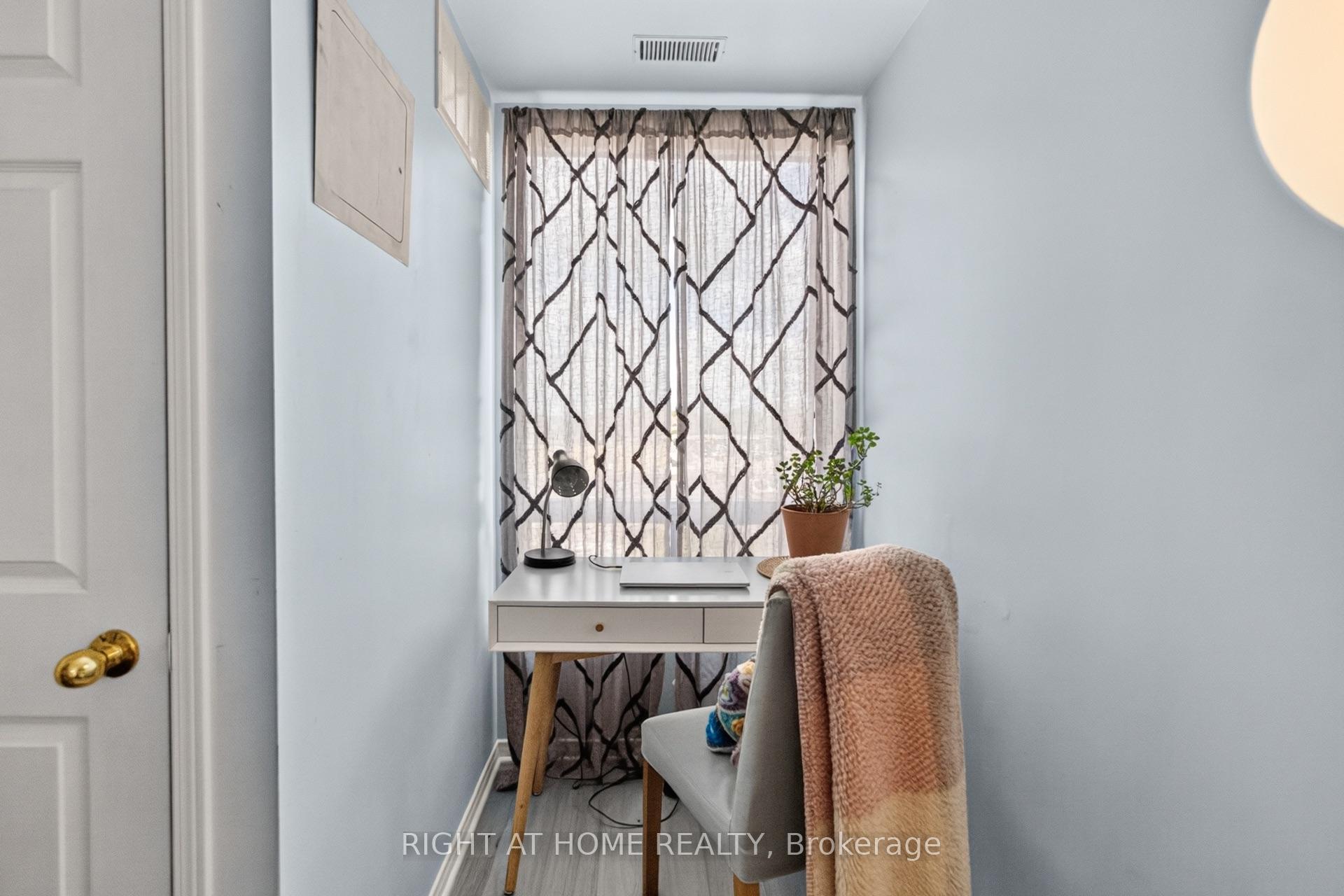 Photo 22 of Unit 607, 32 Tannery Street, Mississauga, Streetsville — HOMEH