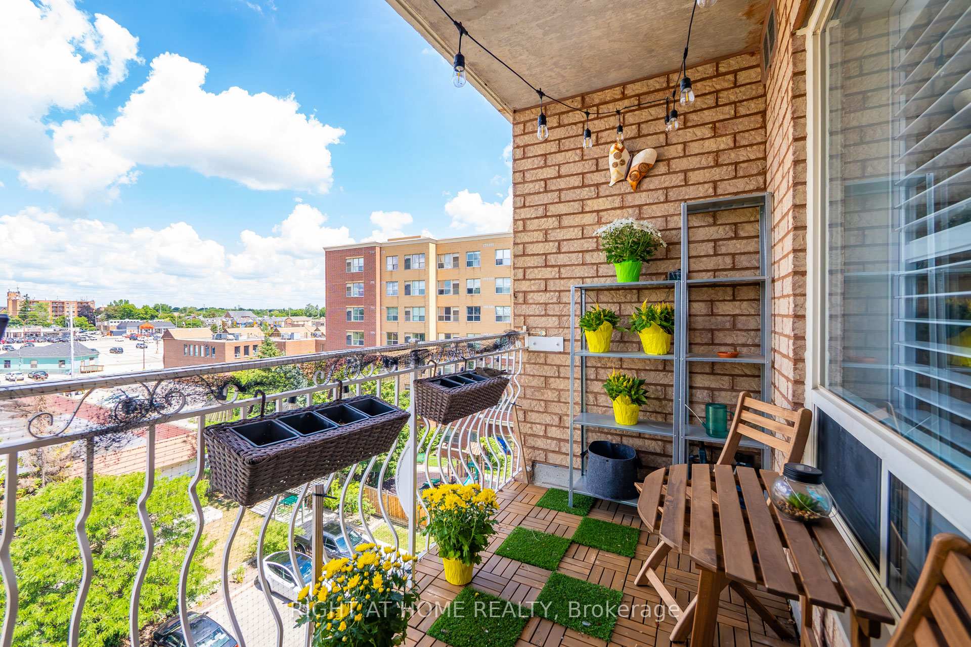 Photo 33 of Unit 607, 32 Tannery Street, Mississauga, Streetsville — HOMEH