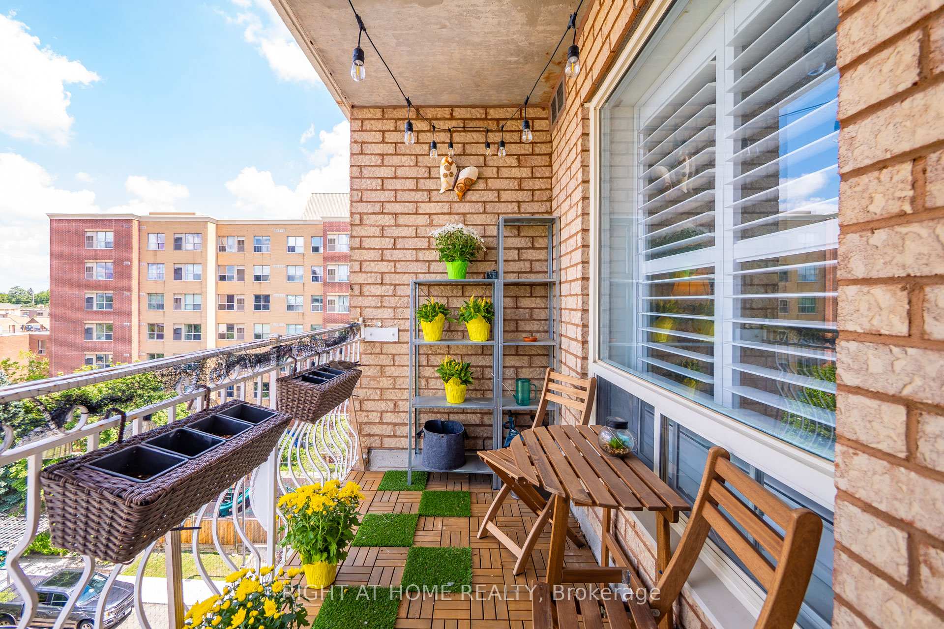 Photo 34 of Unit 607, 32 Tannery Street, Mississauga, Streetsville — HOMEH