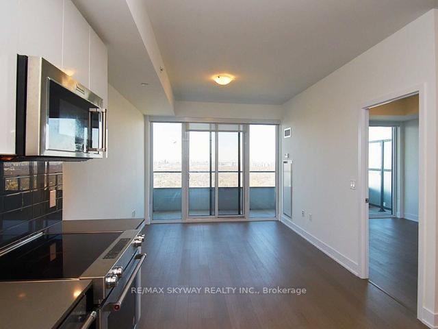 Photo 8 of Unit 4511, 30 Shore Breeze Drive, Etobicoke, Mimico — HOMEH