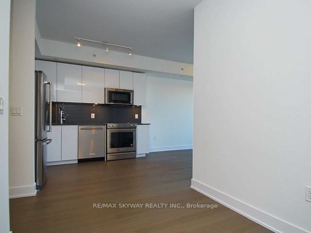 Photo 13 of Unit 4511, 30 Shore Breeze Drive, Etobicoke, Mimico — HOMEH