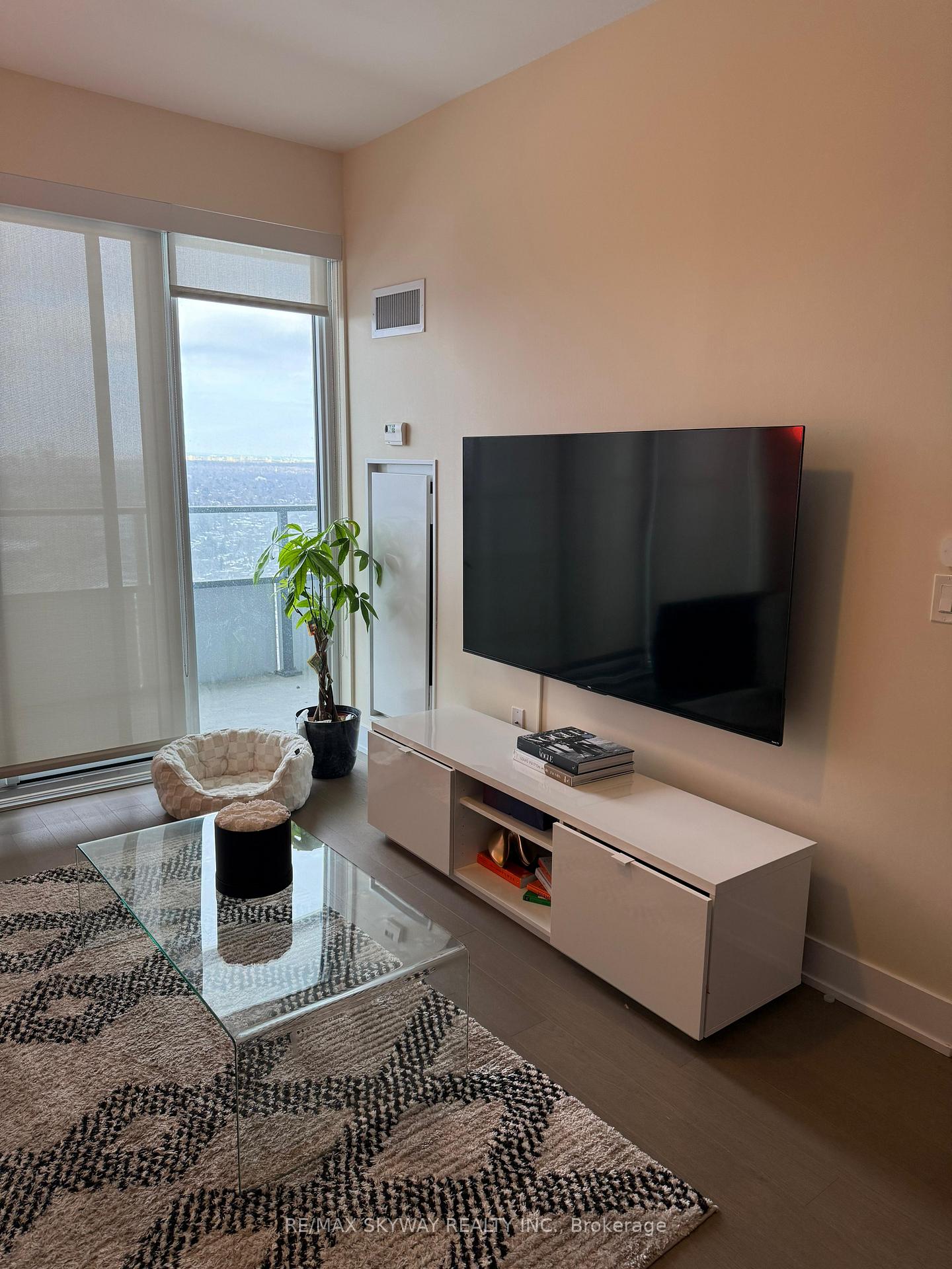 Photo 17 of Unit 4511, 30 Shore Breeze Drive, Etobicoke, Mimico — HOMEH