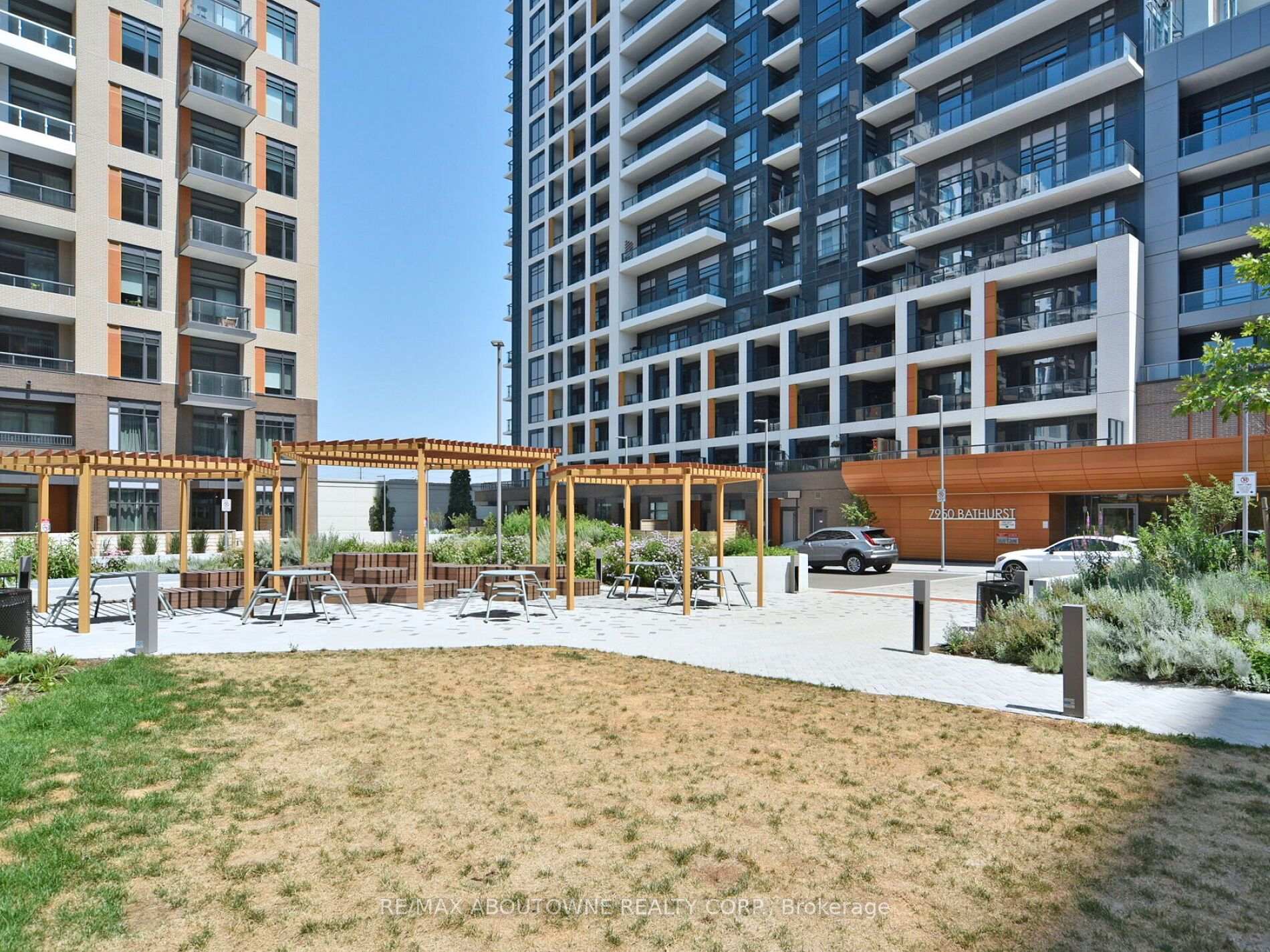 Photo 46 of Unit 613, 7950 Bathurst Street, Vaughan, Beverley Glen — HOMEH