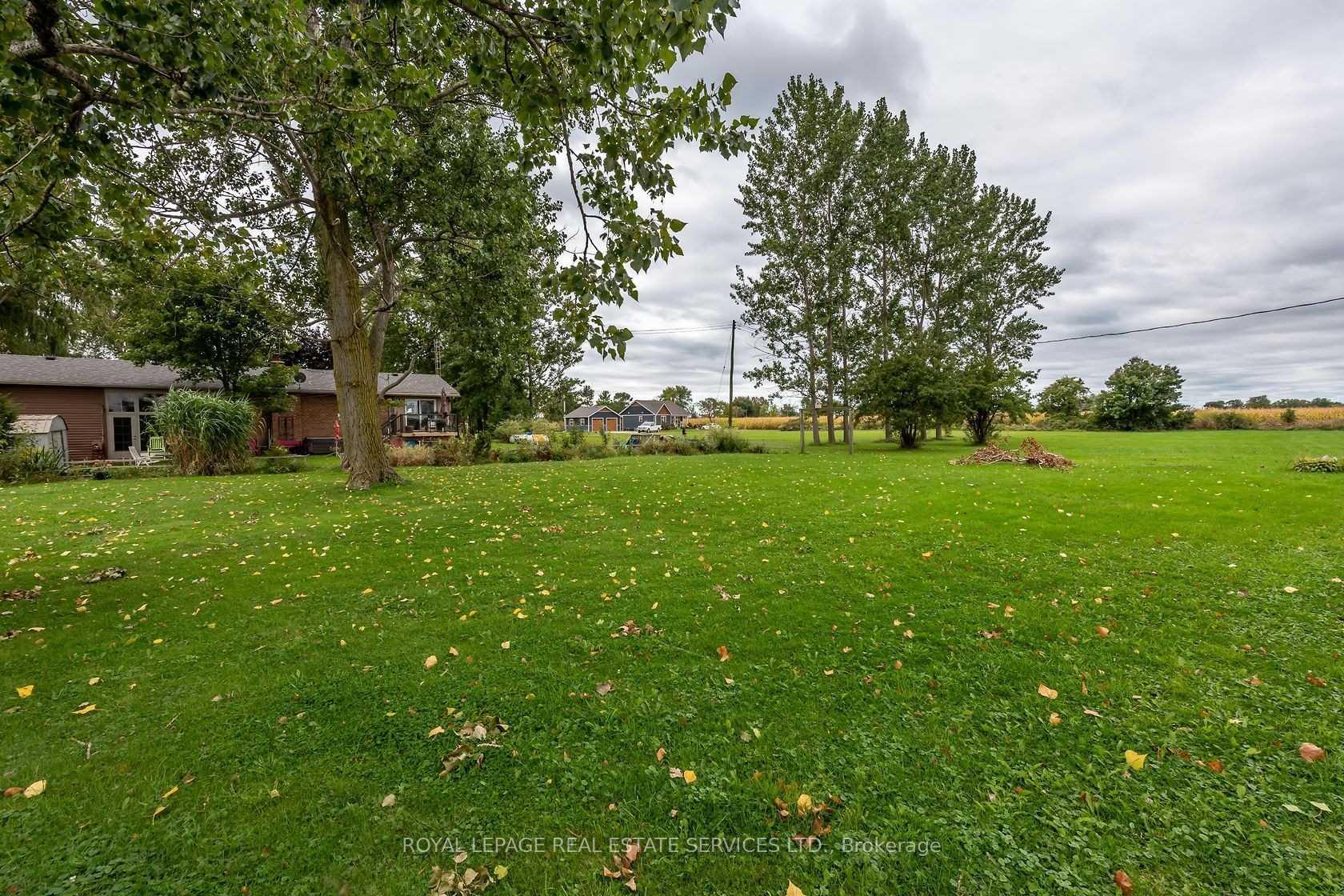 Photo 16 of 6 Upper Lake, Haldimand — HOMEH