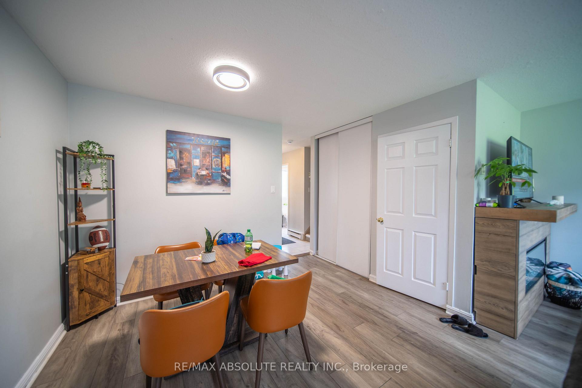 Photo 13 of Unit 25, 1299 Cedarcroft Crescent, Ottawa, Pineview — HOMEH