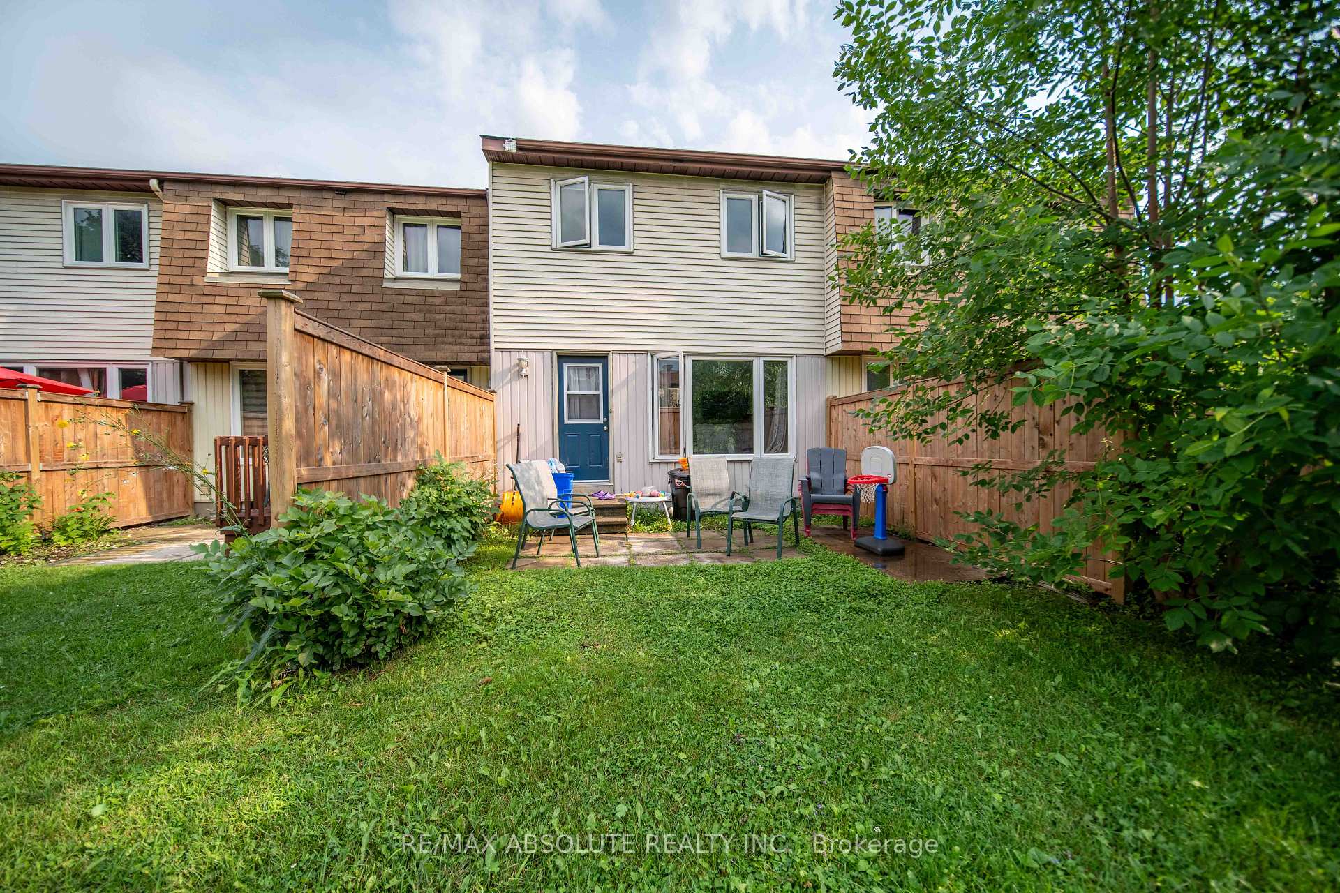 Photo 26 of Unit 25, 1299 Cedarcroft Crescent, Ottawa, Pineview — HOMEH