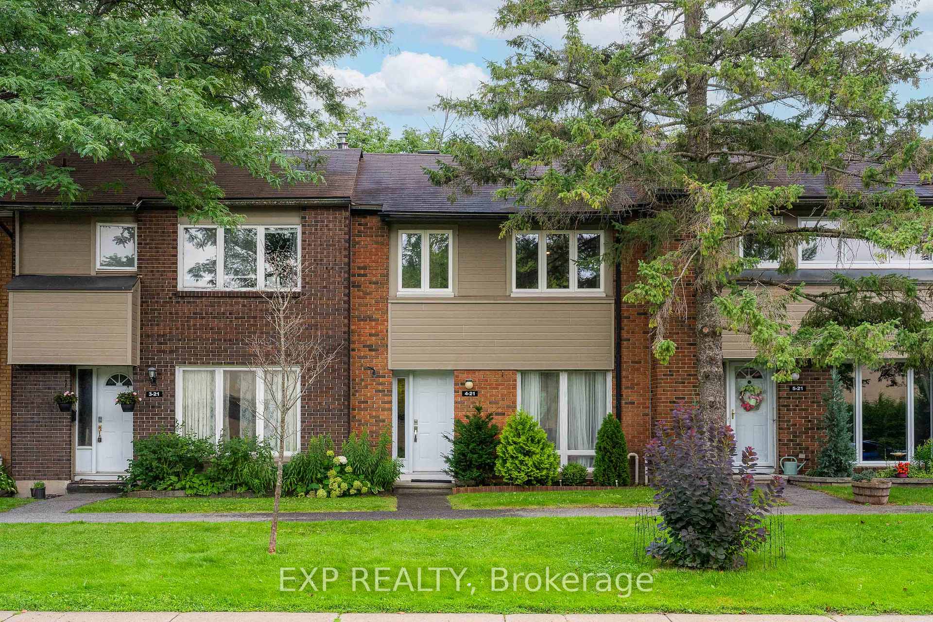 Photo 1 of Unit 4, 21 Midland Crescent, Ottawa, Arlington Woods — HOMEH