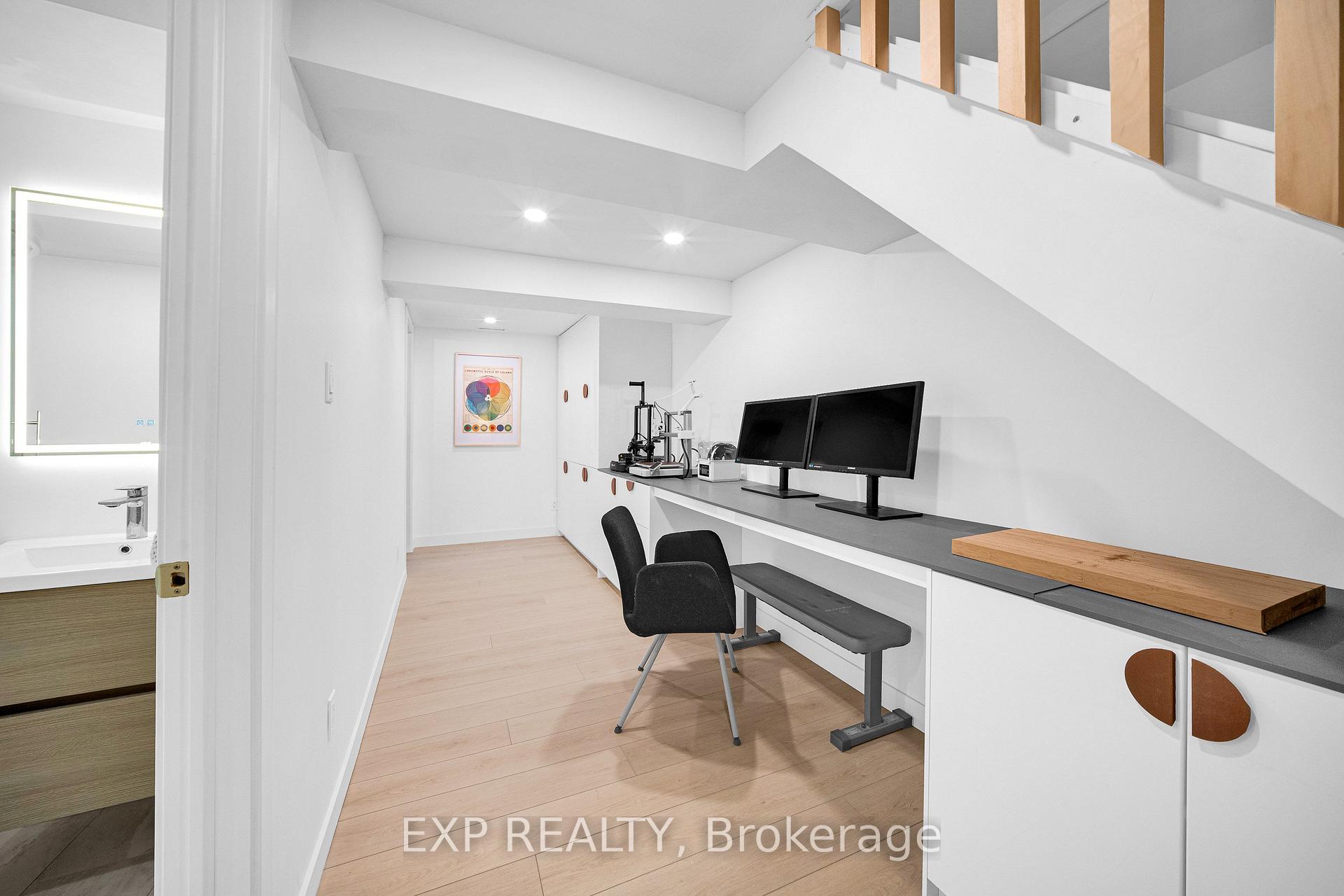 Photo 30 of Unit 4, 21 Midland Crescent, Ottawa, Arlington Woods — HOMEH