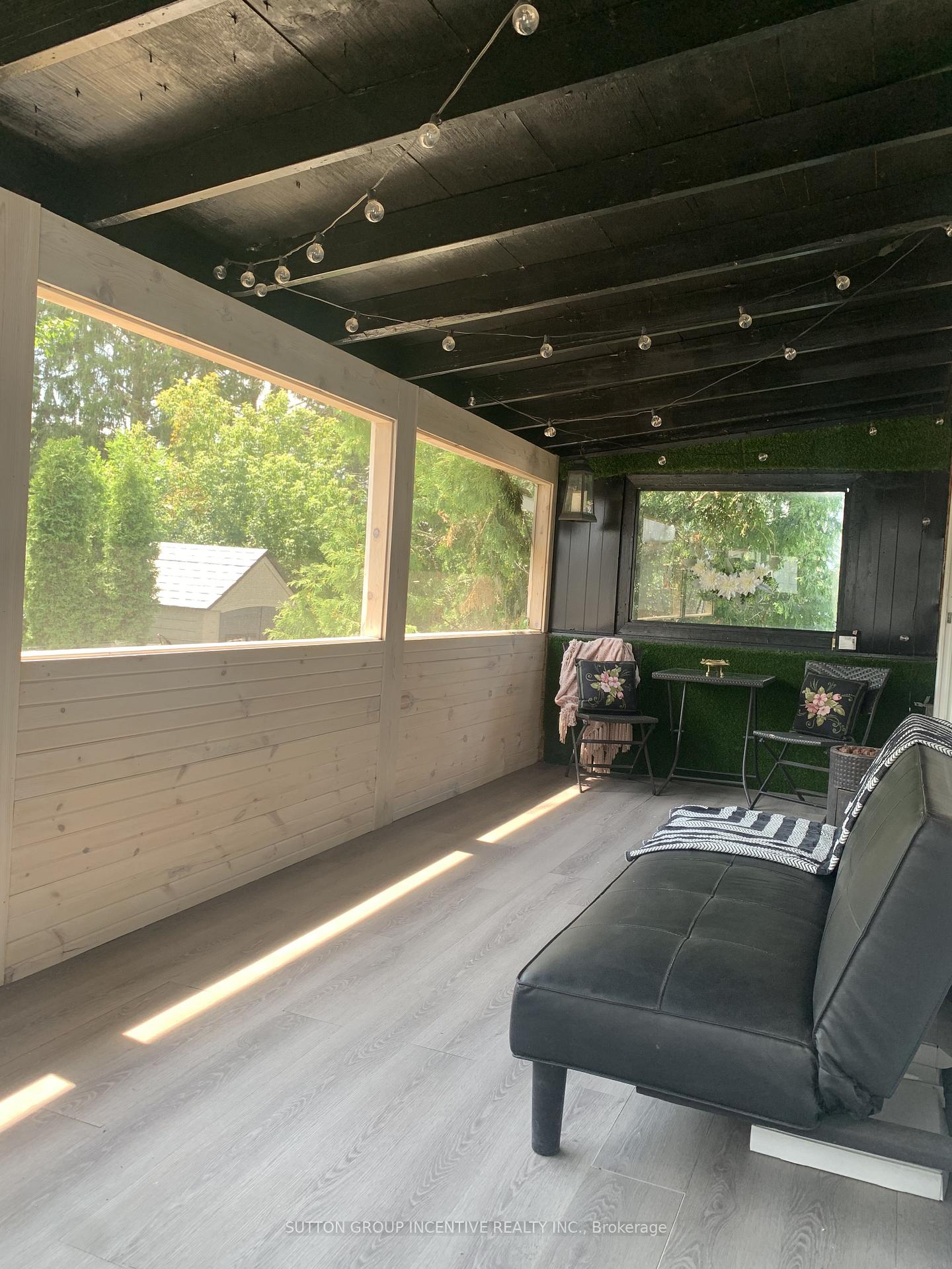 Photo 15 of 24 Frost Trail, Barrie, Letitia Heights — HOMEH