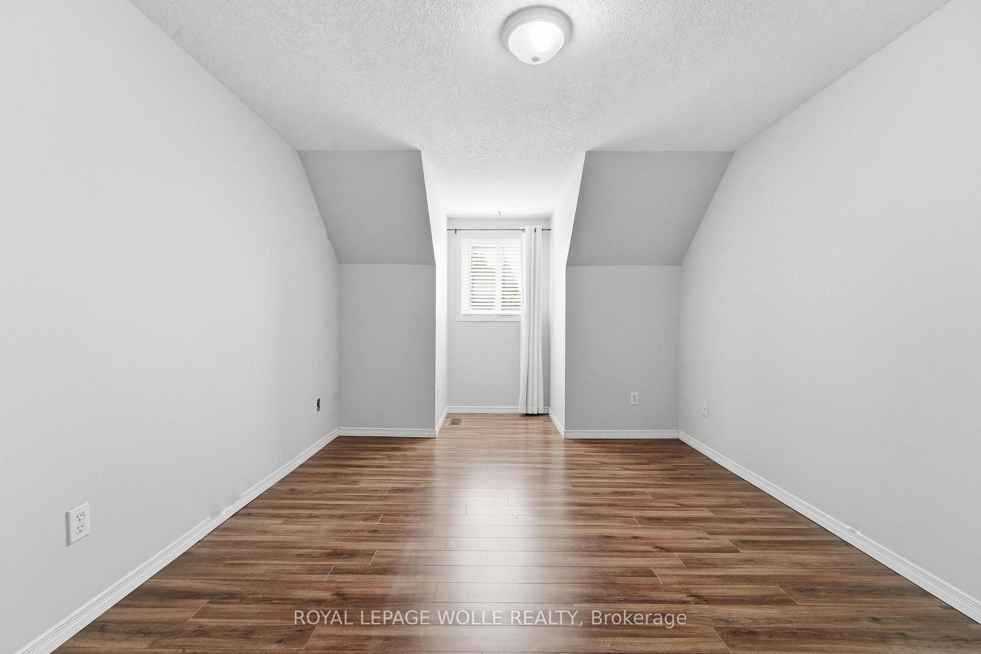 Photo 19 of 449 Exmoor Street, Waterloo, Bridgeport — HOMEH