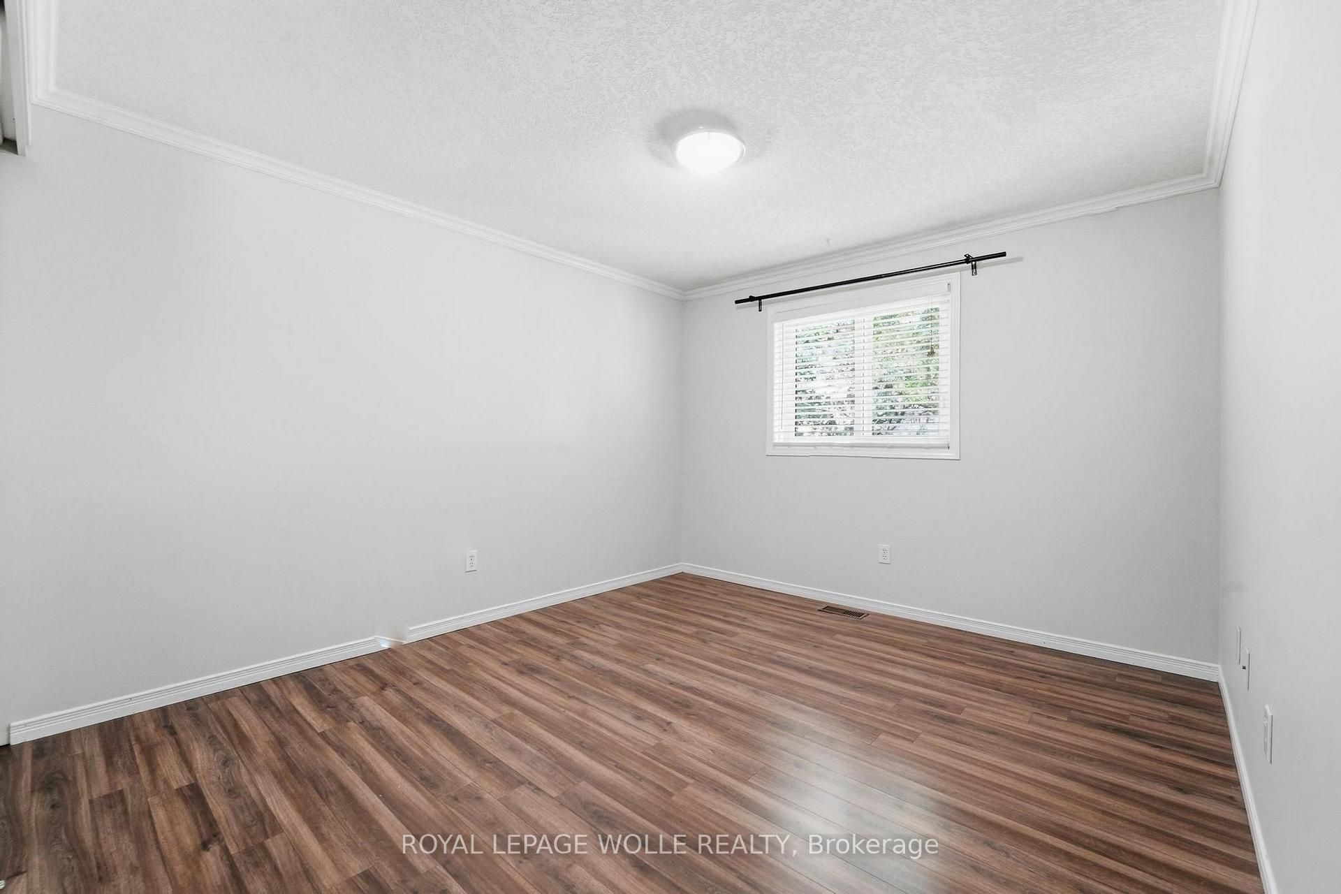 Photo 20 of 449 Exmoor Street, Waterloo, Bridgeport — HOMEH