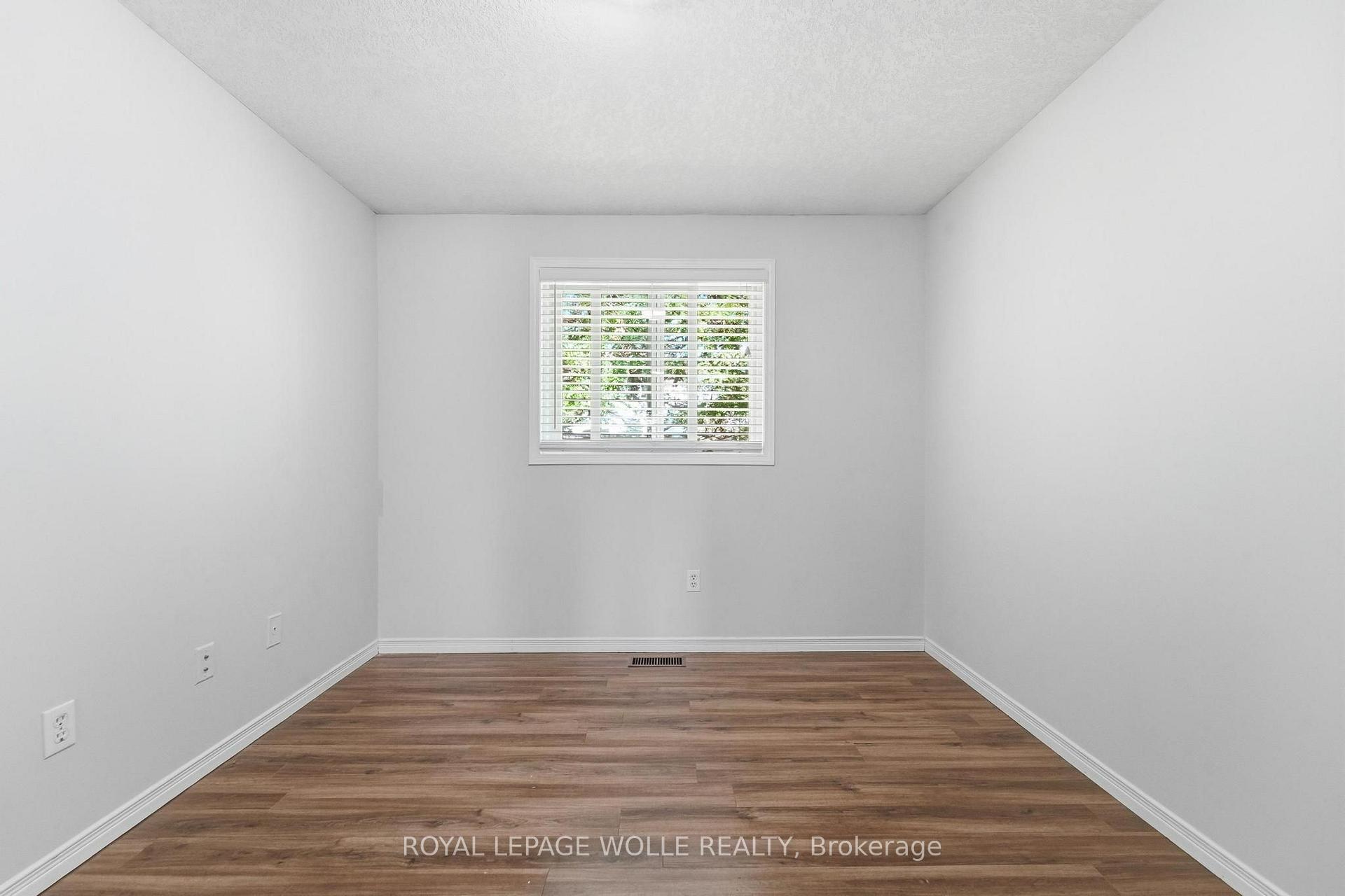 Photo 26 of 449 Exmoor Street, Waterloo, Bridgeport — HOMEH