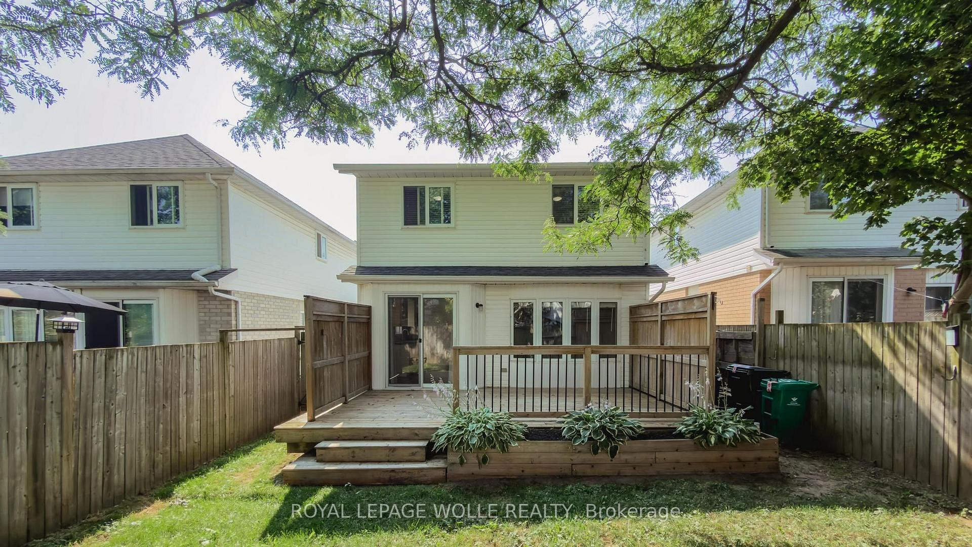 Photo 42 of 449 Exmoor Street, Waterloo, Bridgeport — HOMEH