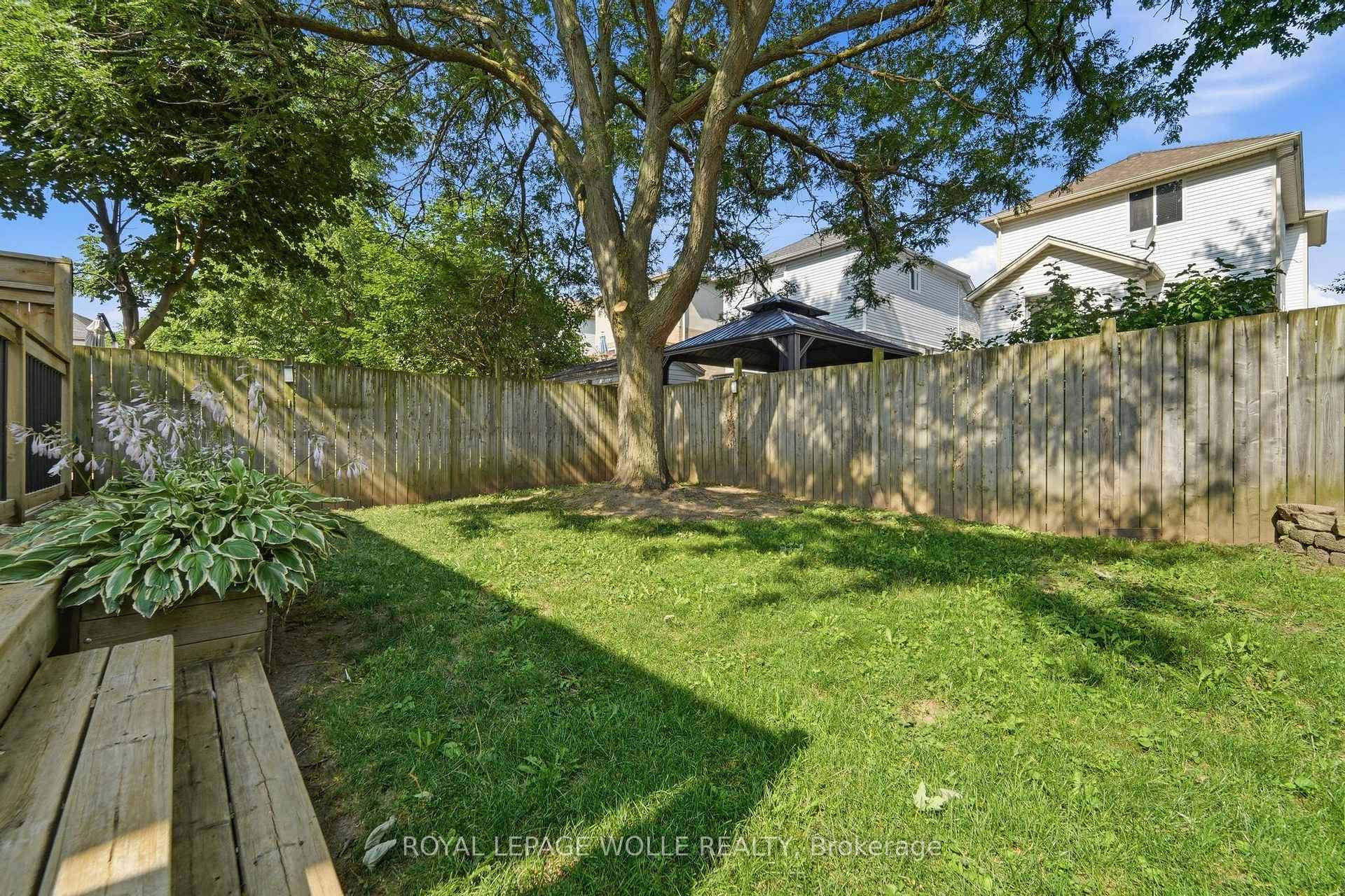 Photo 44 of 449 Exmoor Street, Waterloo, Bridgeport — HOMEH