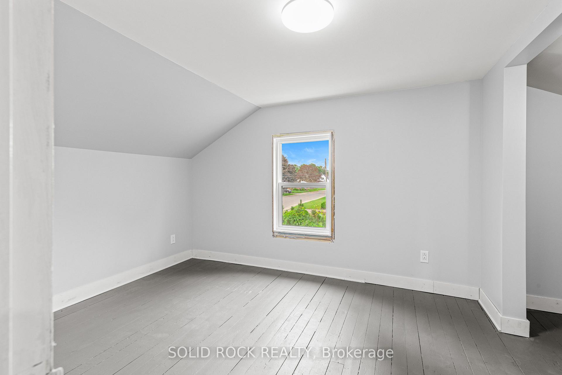 Photo 19 of 333 James Street E, Prescott, Prescott — HOMEH