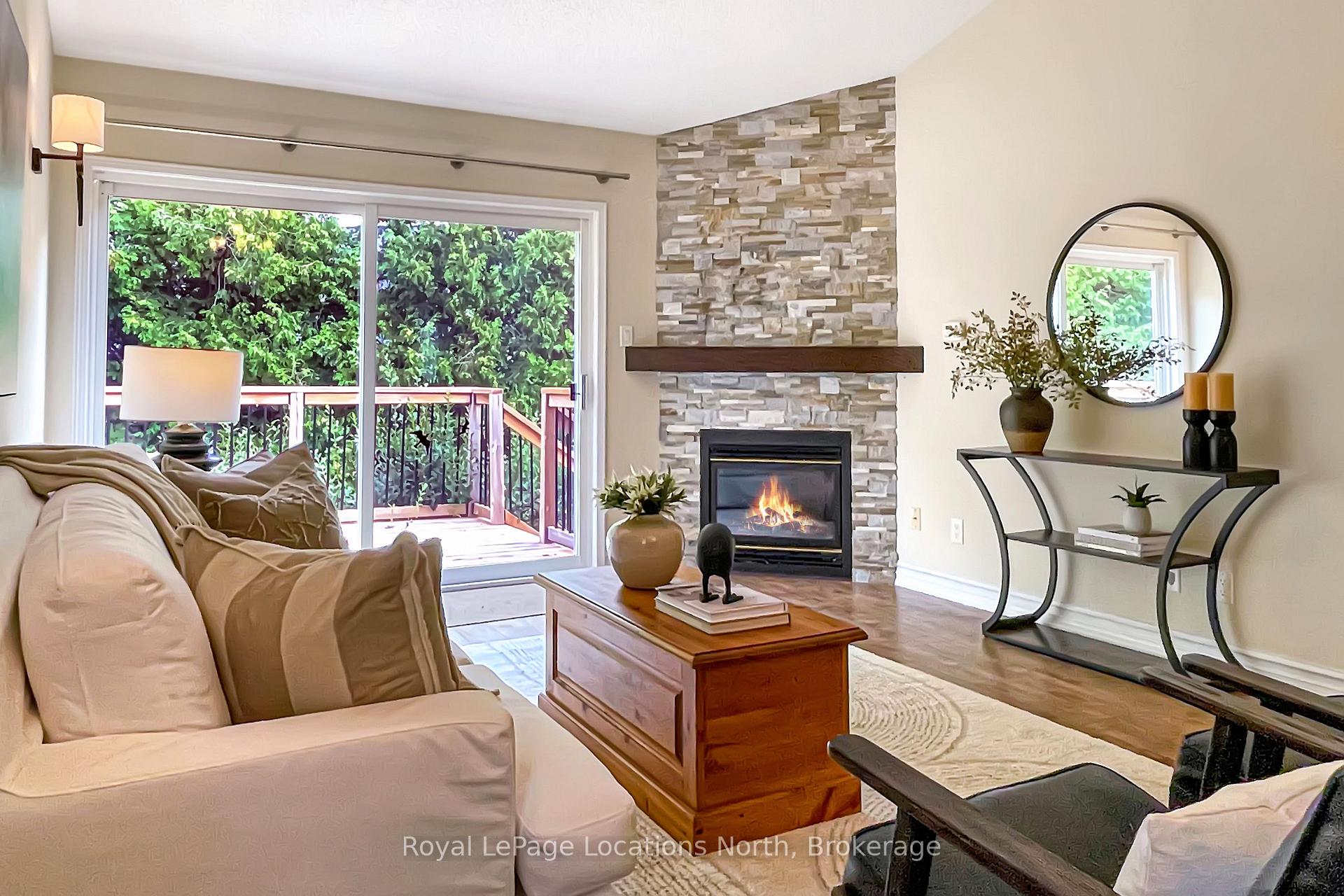 Photo 7 of 25 Green Briar Drive, Collingwood — HOMEH