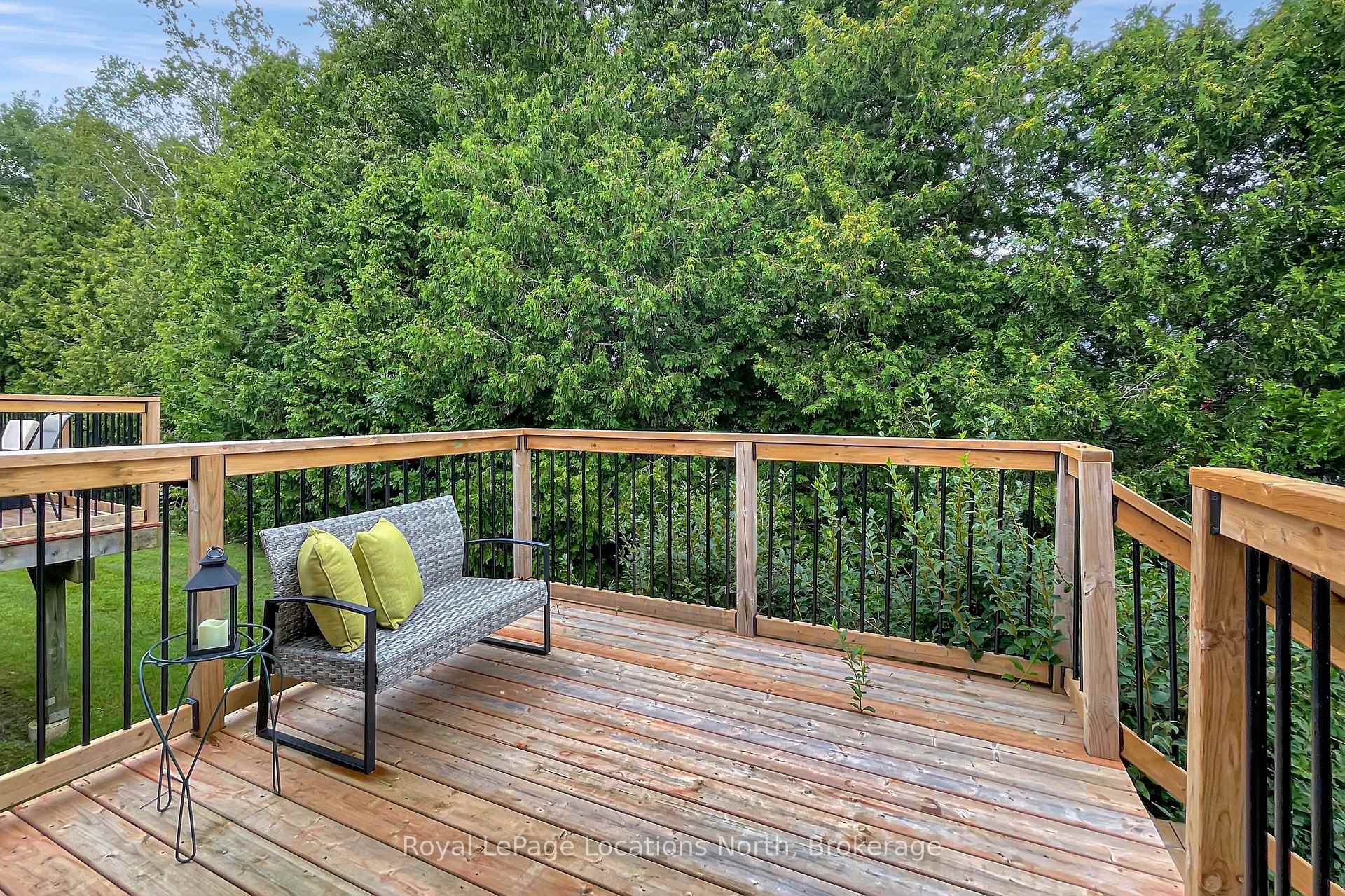 Photo 9 of 25 Green Briar Drive, Collingwood — HOMEH