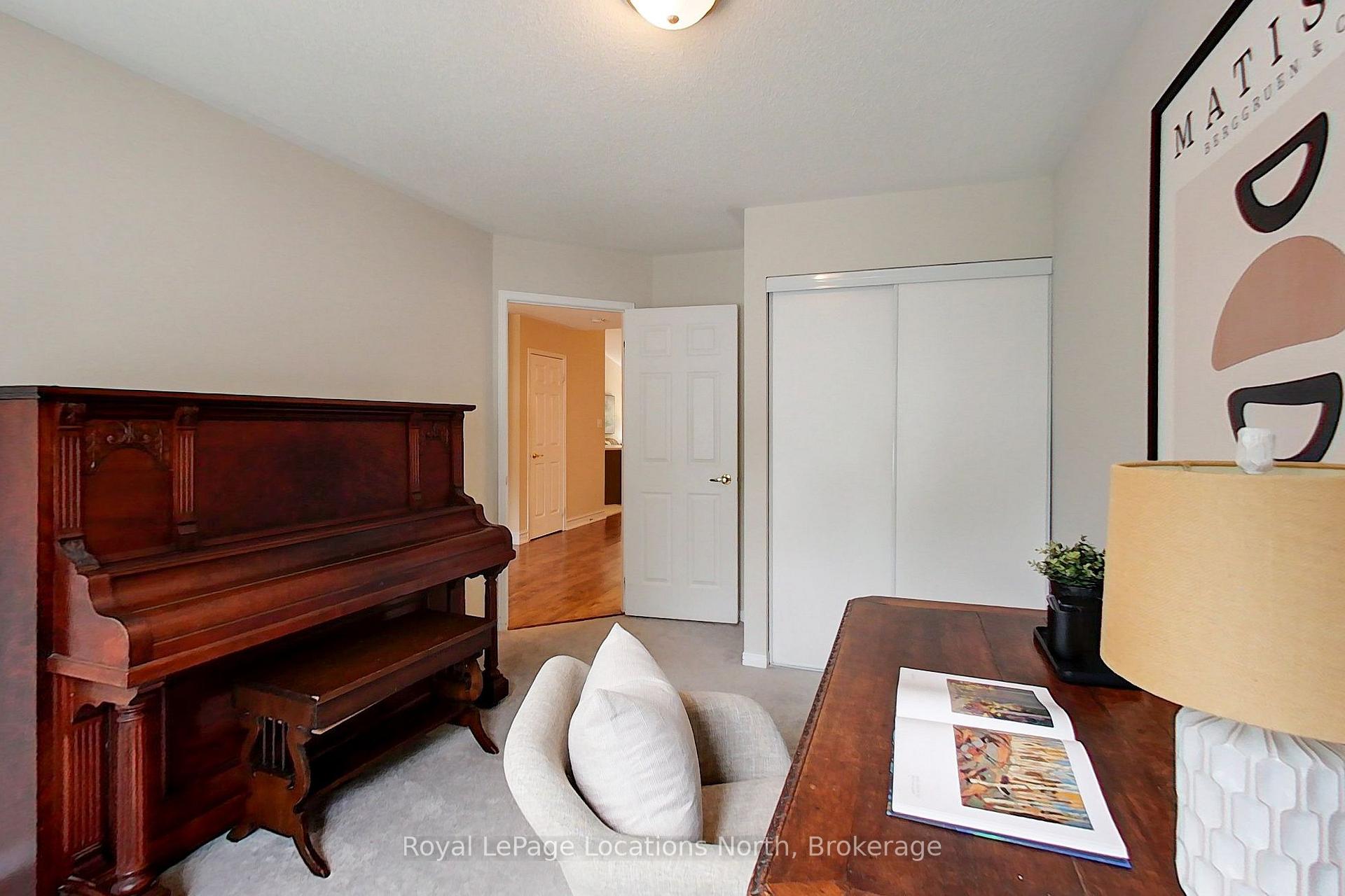 Photo 21 of 25 Green Briar Drive, Collingwood — HOMEH
