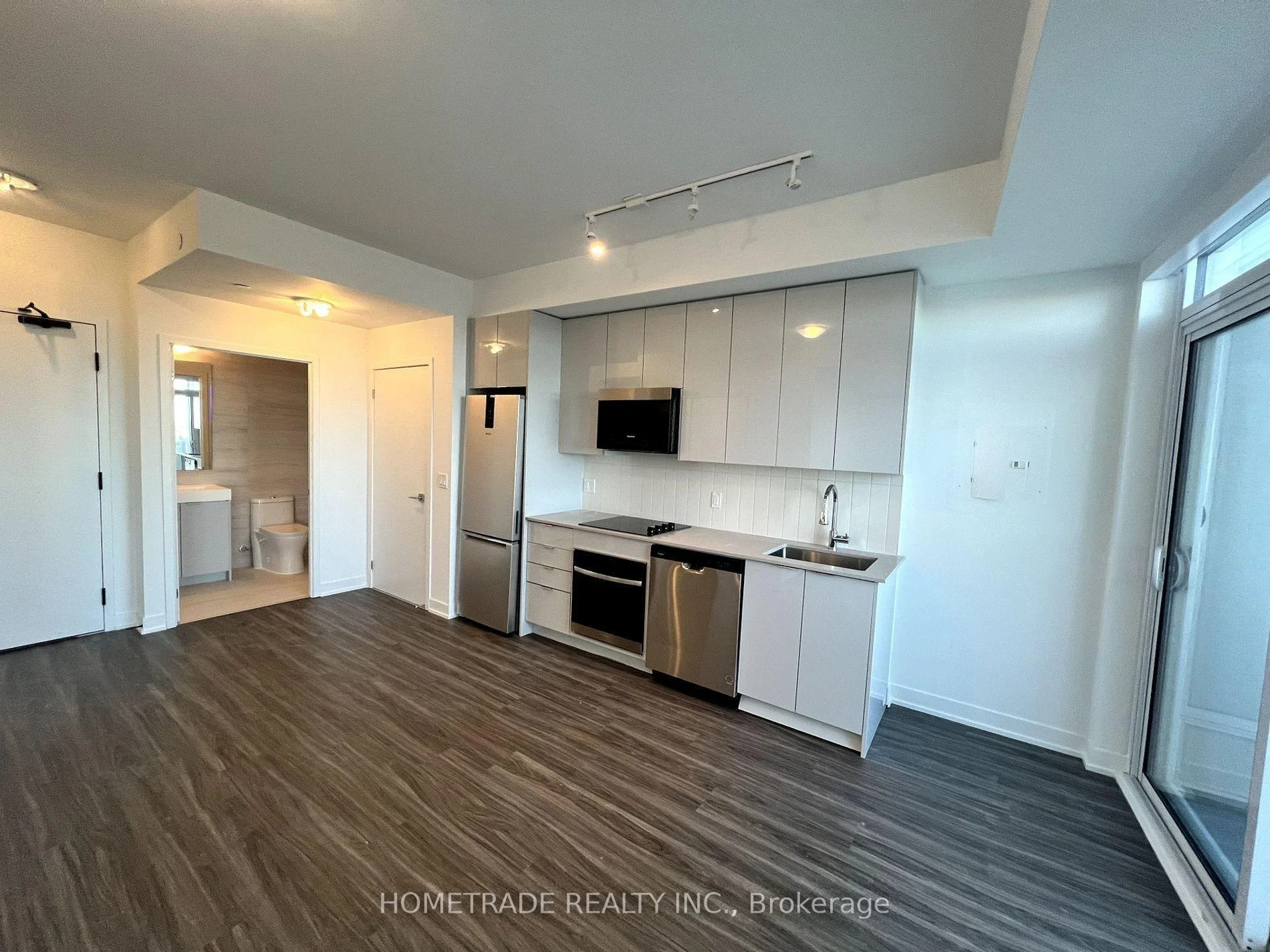 Photo 3 of Unit 1529, 498 Caldari Road, Vaughan, Concord — HOMEH