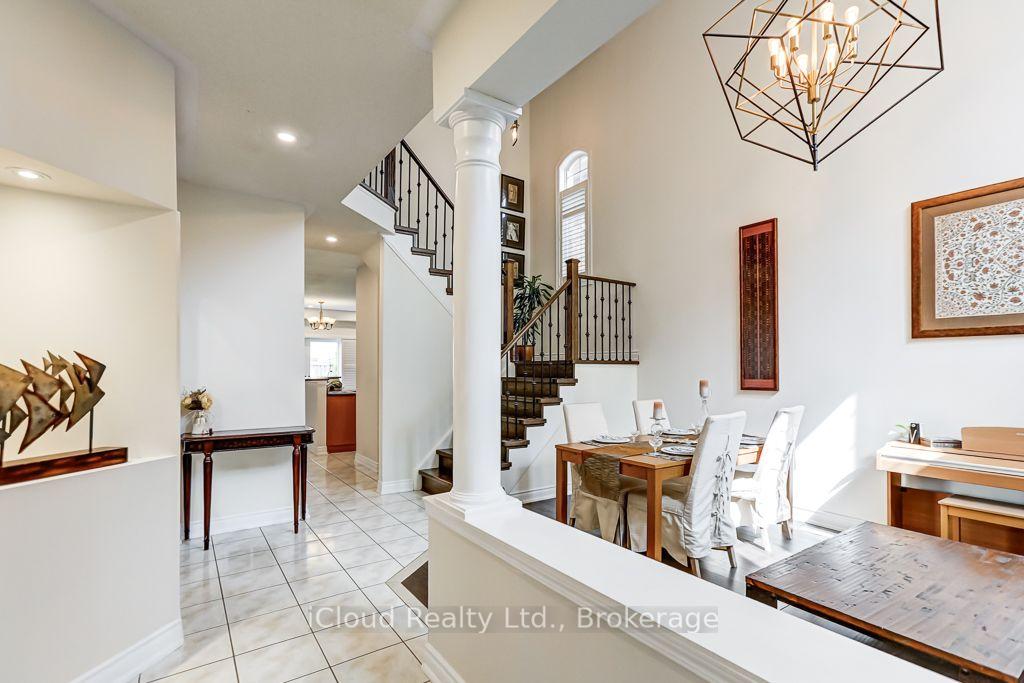 Photo 2 of 40 Ralph Chalmers Avenue, Markham, Wismer — HOMEH