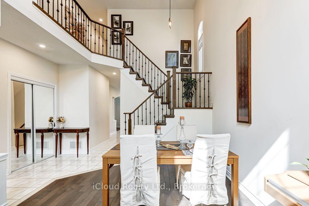 Photo 7 of 40 Ralph Chalmers Avenue, Markham, Wismer — HOMEH