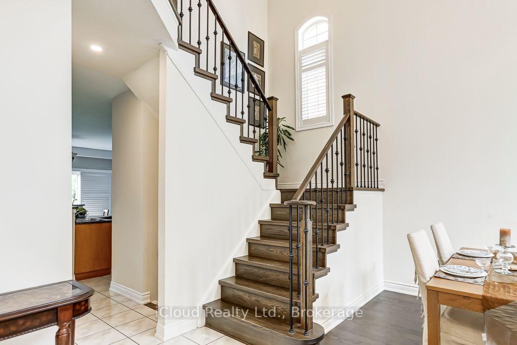 Photo 17 of 40 Ralph Chalmers Avenue, Markham, Wismer — HOMEH