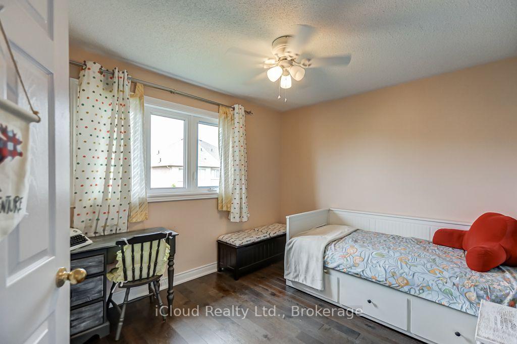 Photo 22 of 40 Ralph Chalmers Avenue, Markham, Wismer — HOMEH