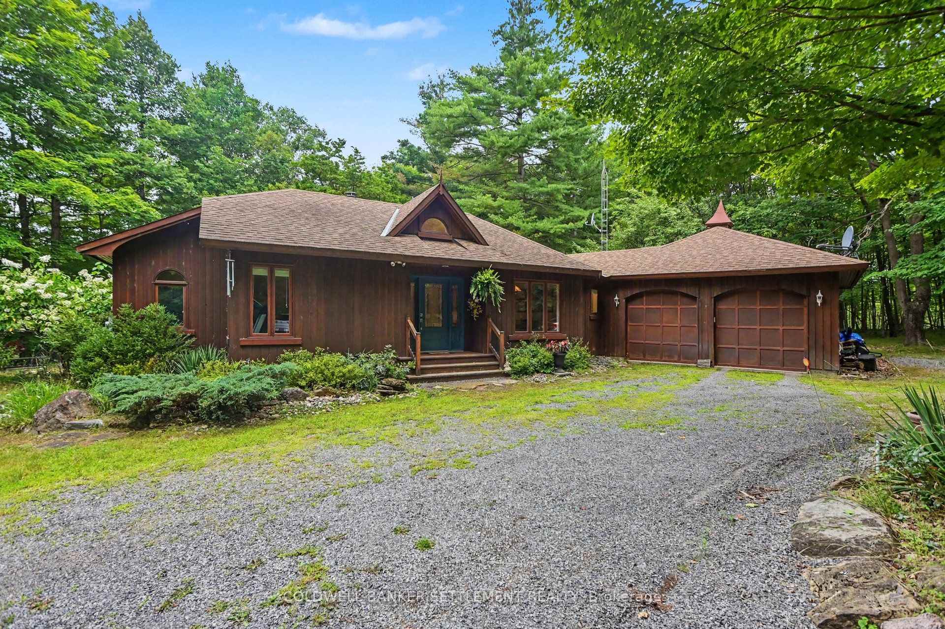 Front of 280 Lakewood Road