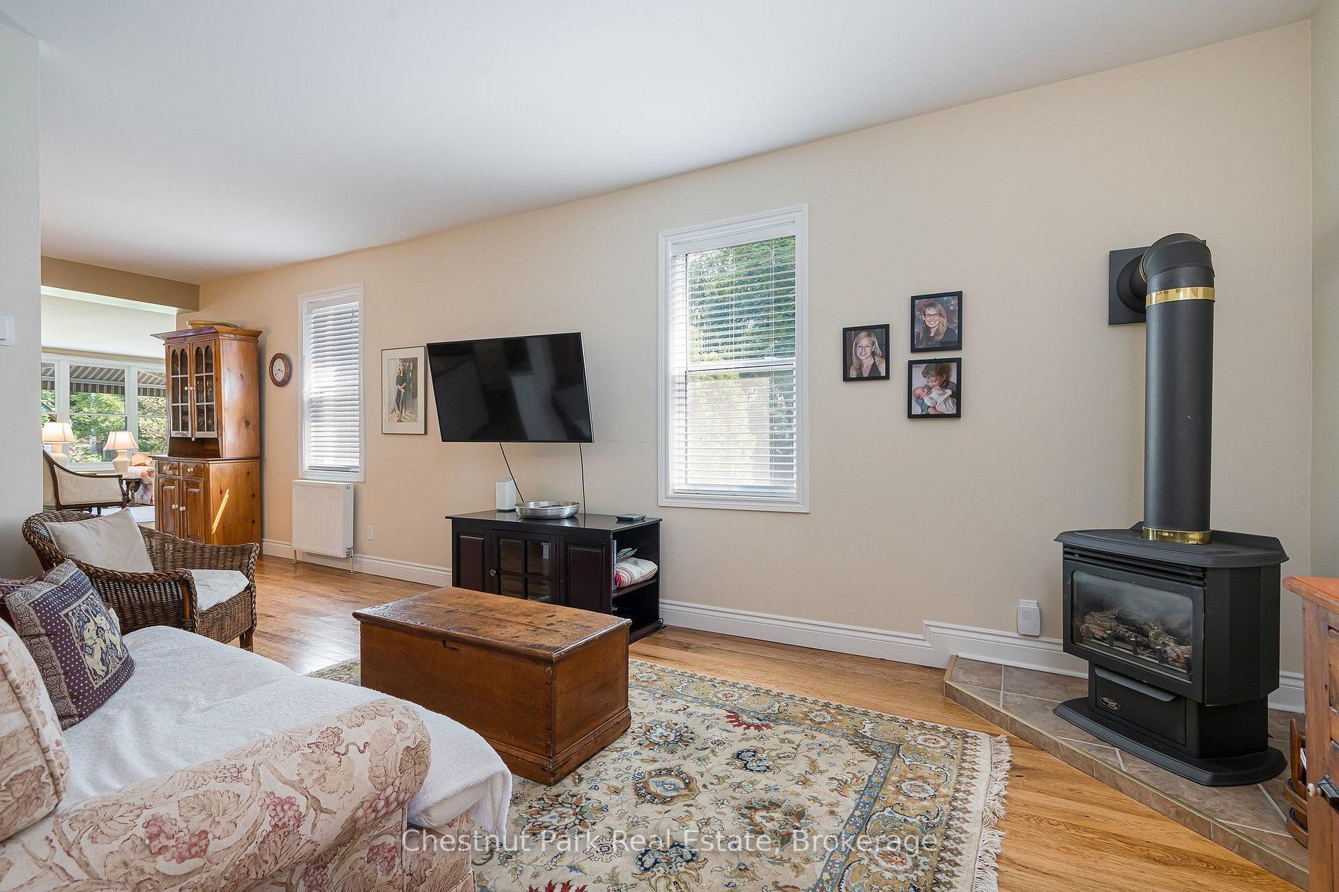 Photo 14 of 71 Hickory Street, Collingwood — HOMEH