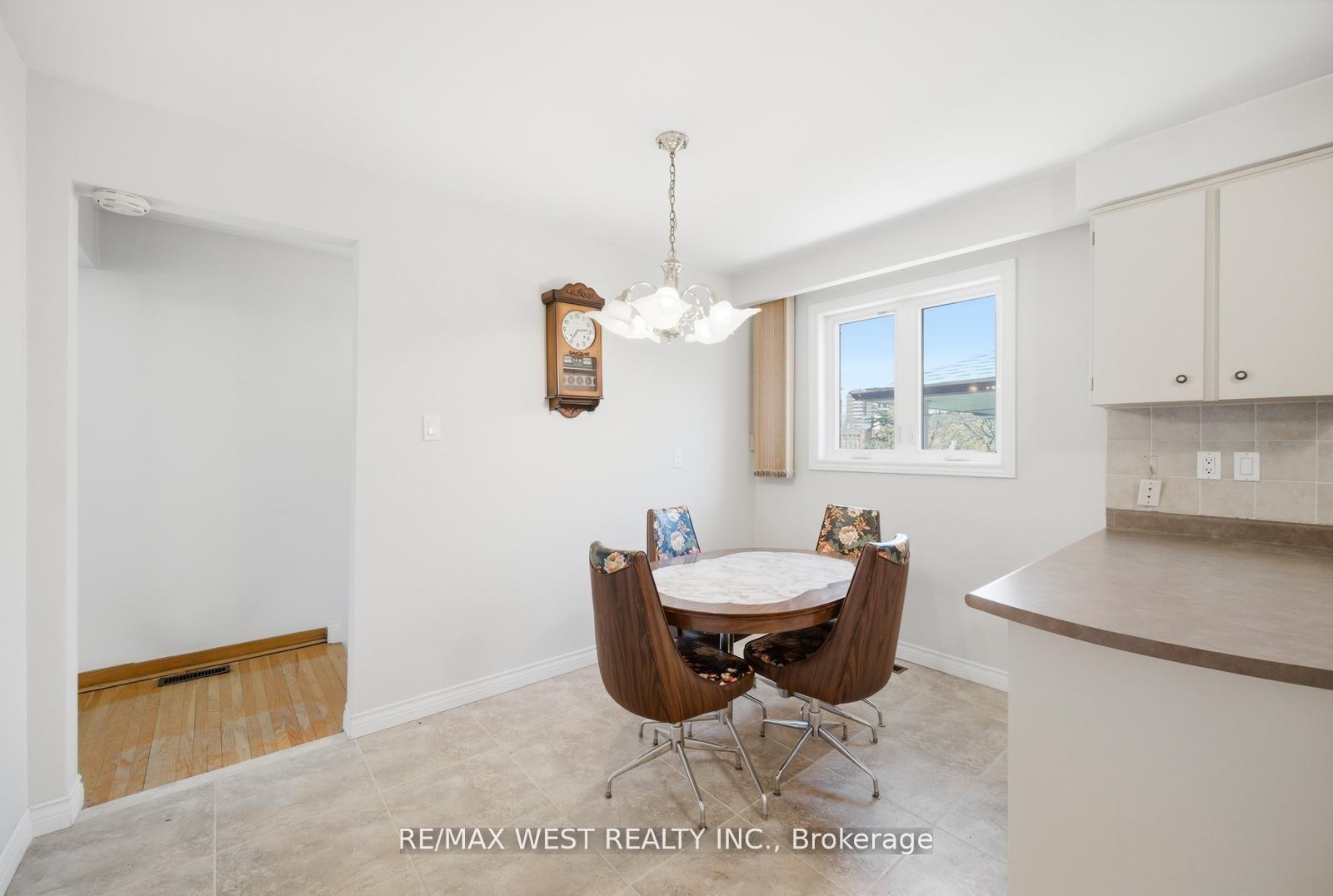 Photo 10 of 111 Shoreham Drive, North York, Black Creek — HOMEH