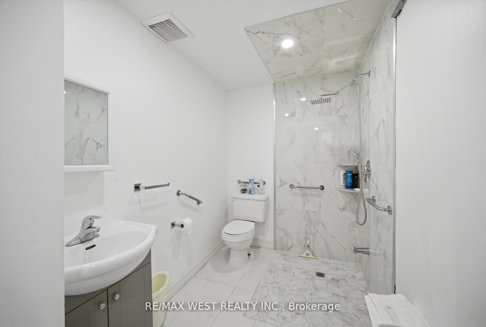 Photo 25 of 111 Shoreham Drive, North York, Black Creek — HOMEH