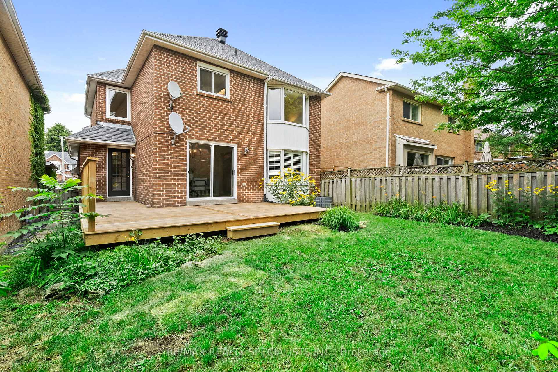 Photo 46 of 38 Springfield Way, Vaughan, Crestwood-Springfarm-Yorkhill — HOMEH